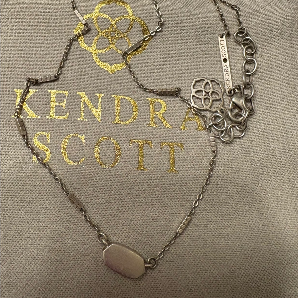 Kendra Scott Silver Shape Necklace - Picture 2 of 2